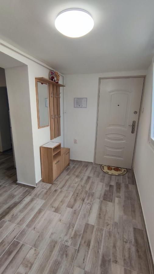Freedom-Fehervar Apartman Szekesfehervar Exterior photo